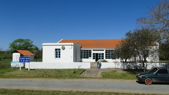 Escuela No. 18 de 19 de Abril