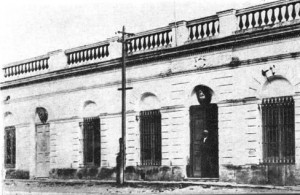 Residencia de Dn. Pedro Amonte, sede de Correos y Telégrafo y edificio de la Comisión Auxiliar en los comienzos del siglo XX.